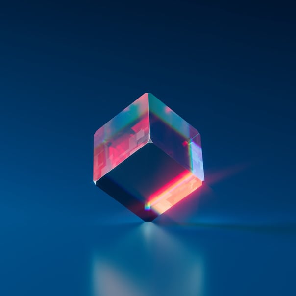 a brilliant cube at the center of a blue frame